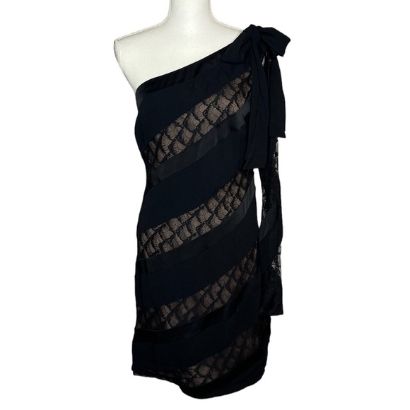 Diane Von Furstenberg Noemi Satin Crepe Midi Dress - Picture 2 of 9